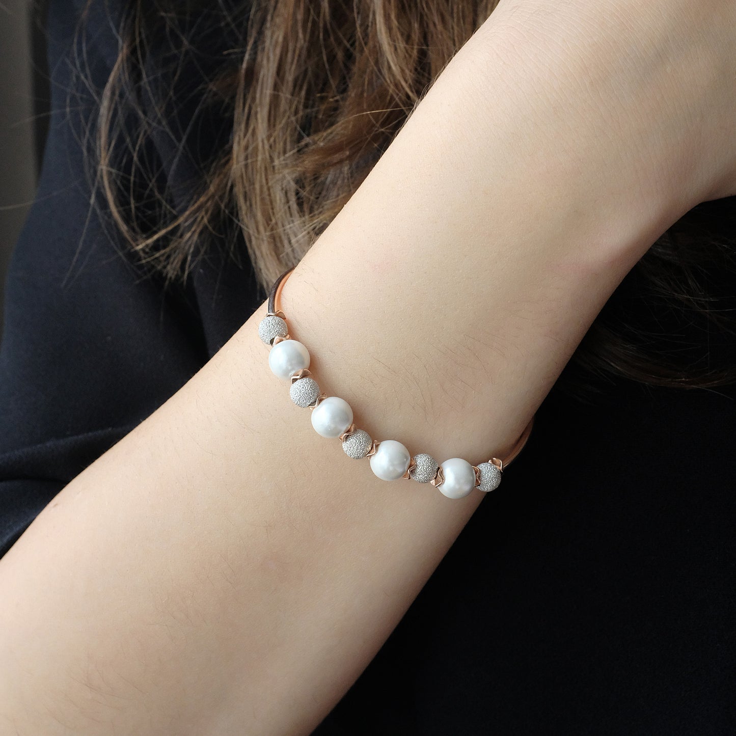 Gizda silver bracelet with natural pearls