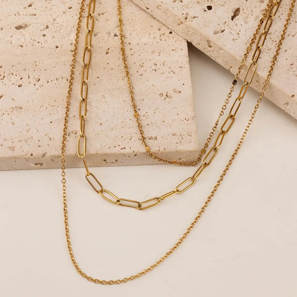 Determination necklace in stainless steel with 18k gold plating